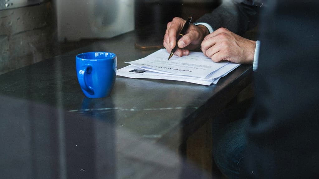Choose a Business Mentor: A Founder’s Decision Framework